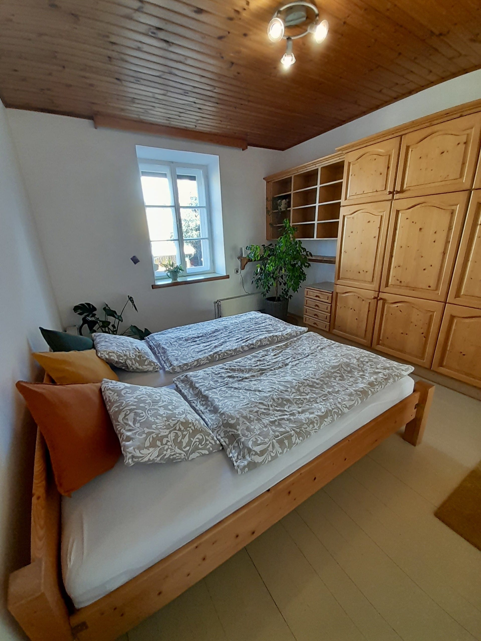 Apartment 2 - living area